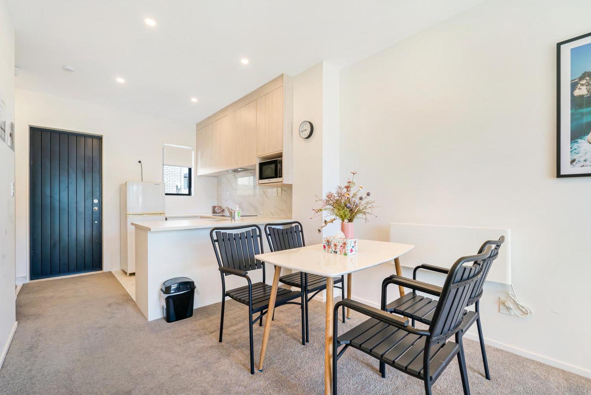 Cozy Brand New Townhouse 8 Villa Auckland Esterno foto